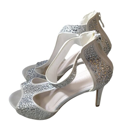 David's Bridal Women's Size 8 Nelia White Beaded Bling Zip Back Open Toe Sandals - Picture 3 of 7